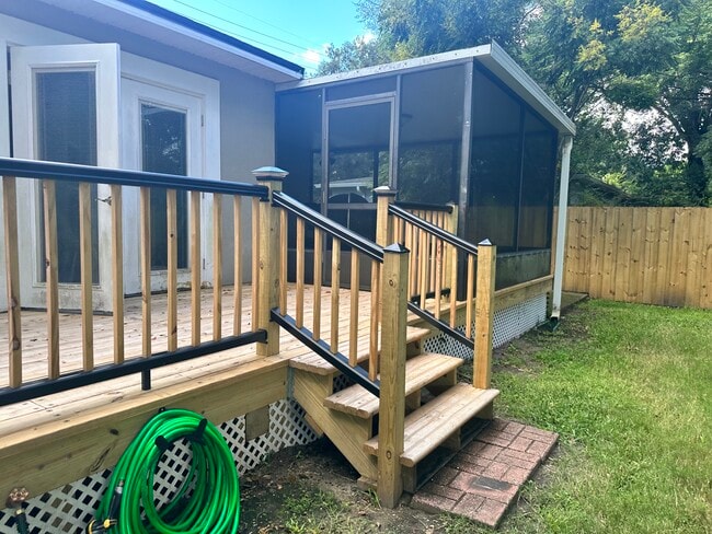 Building Photo - 2919 Hargill Dr