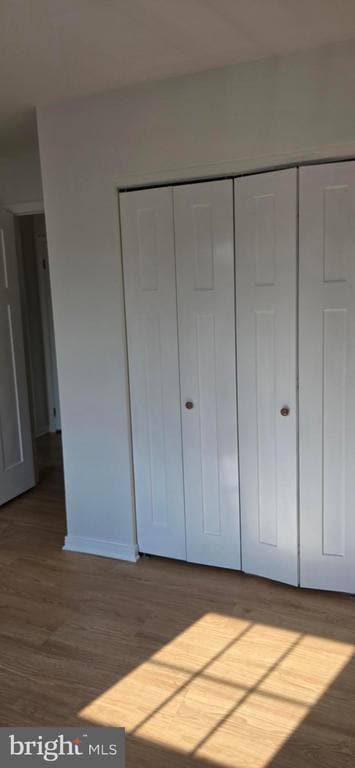 Building Photo - 165 Leeds Ct W