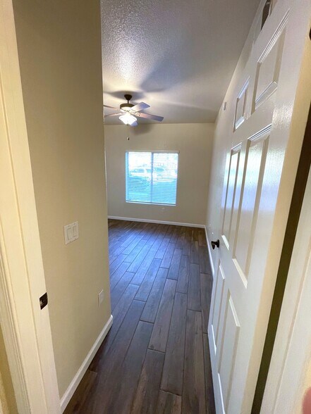Building Photo - 7050 E Sunrise Dr