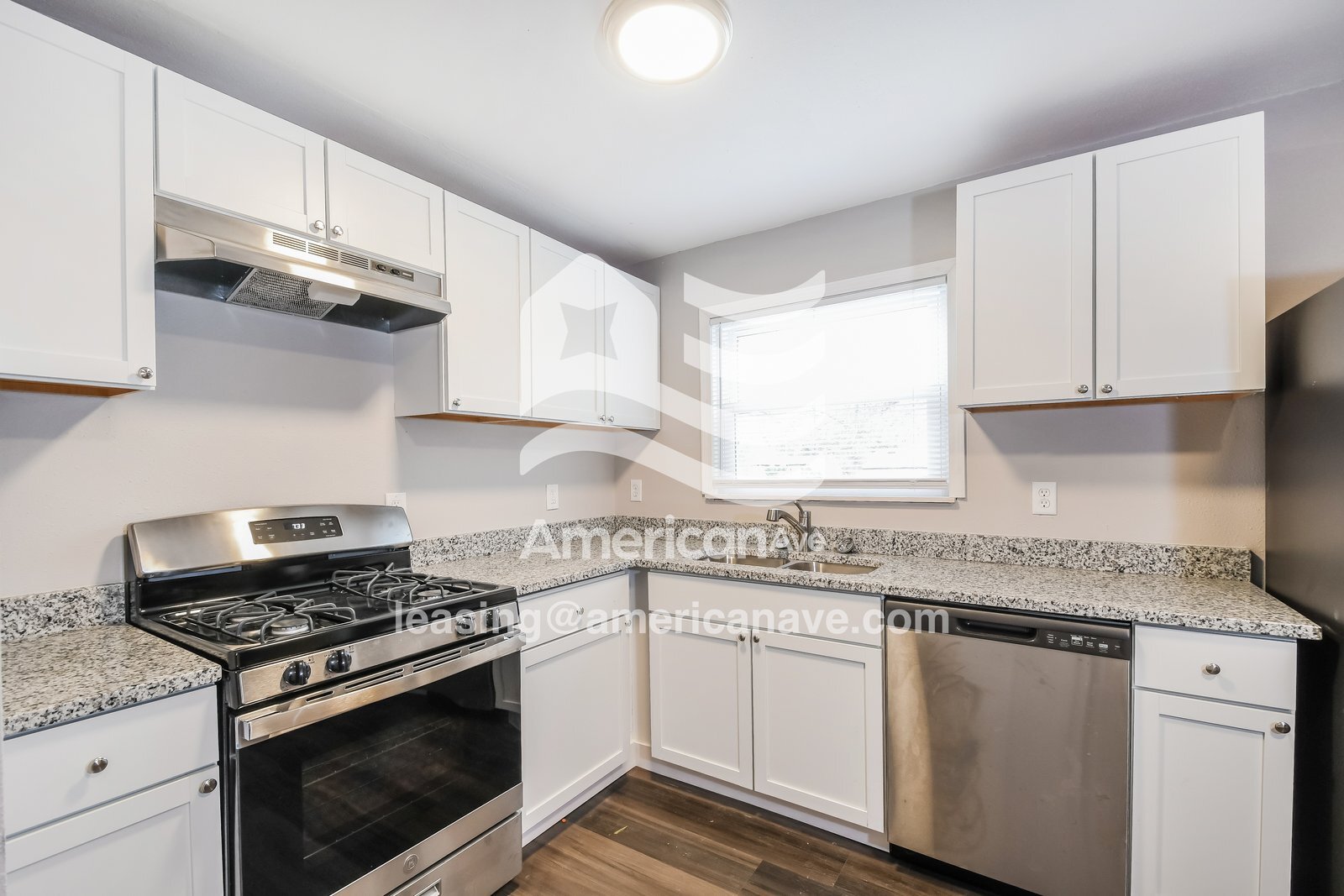 Building Photo - 1147 Baron Ave