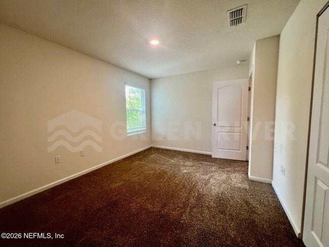 Building Photo - 294 Aralia Ln