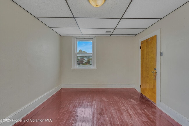 Building Photo - 717 Mill St