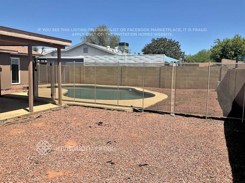 Building Photo - 6545 W Palo Verde Ave