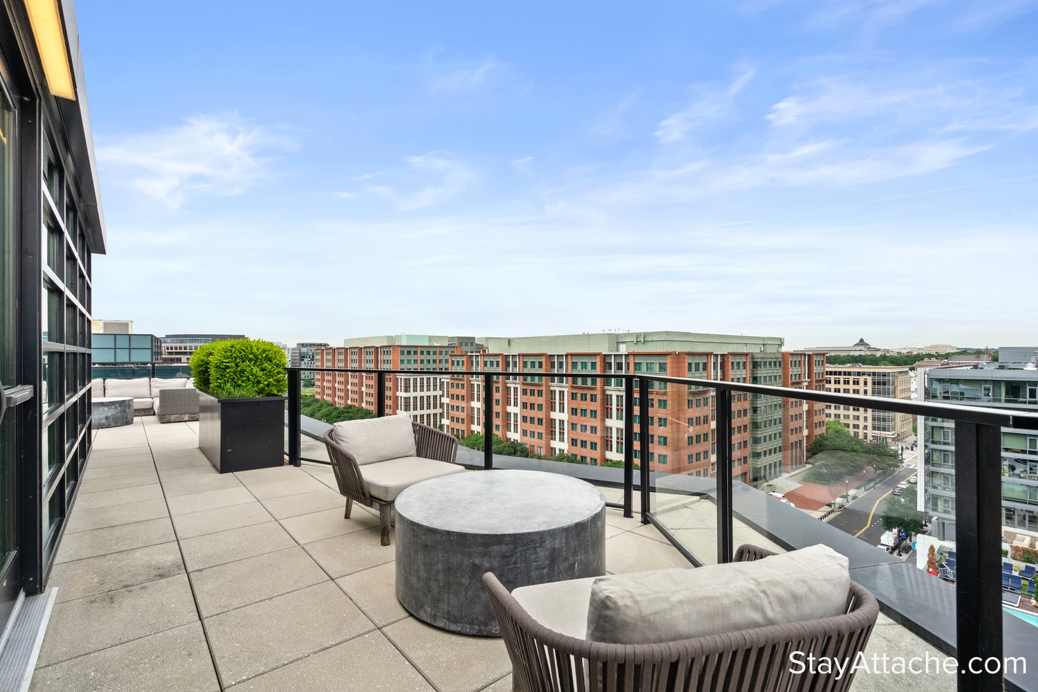 Building Photo - 1300 4th St SE