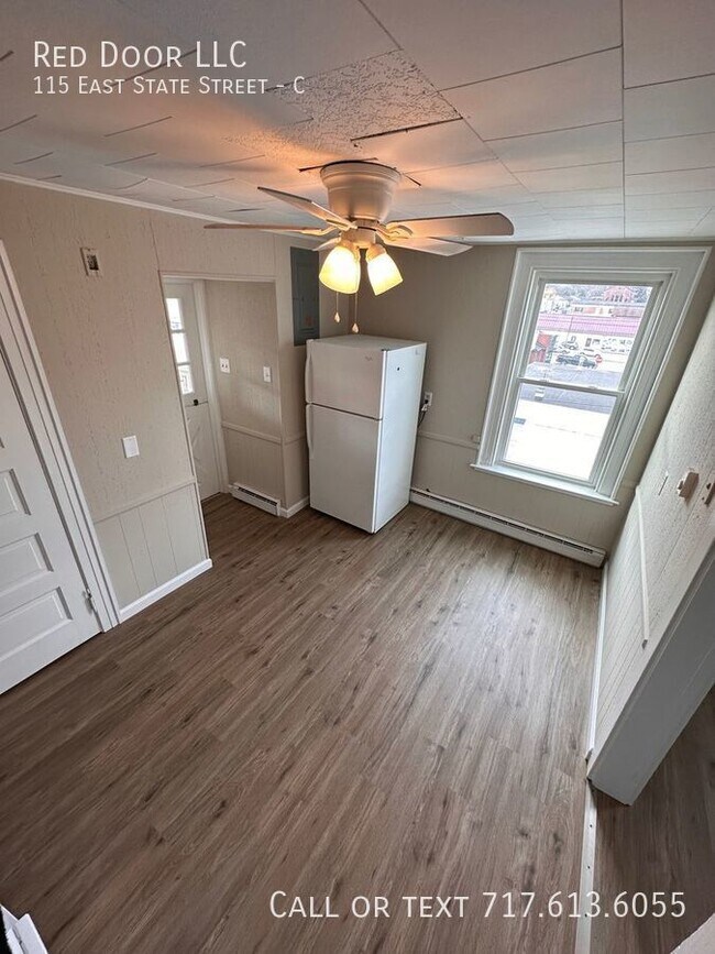 Building Photo - 115 E State St