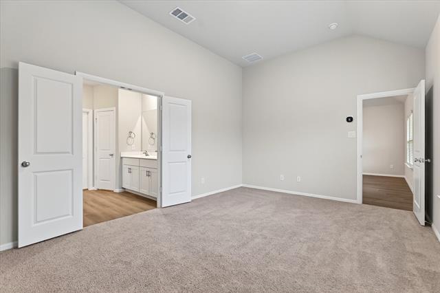 Building Photo - 431 Wydown Dr