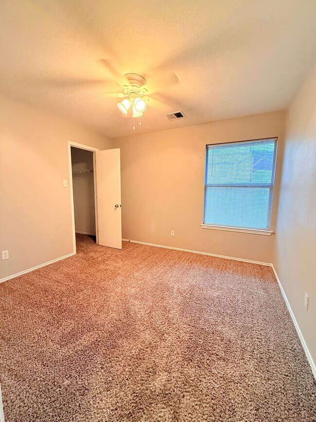 Building Photo - AVAILABLE NOW - Spacious 3-Bedroom Home with Open Layout & Covered Patio in Northwest ISD