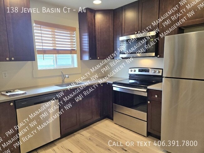 Building Photo - 138 Jewel Basin Ct