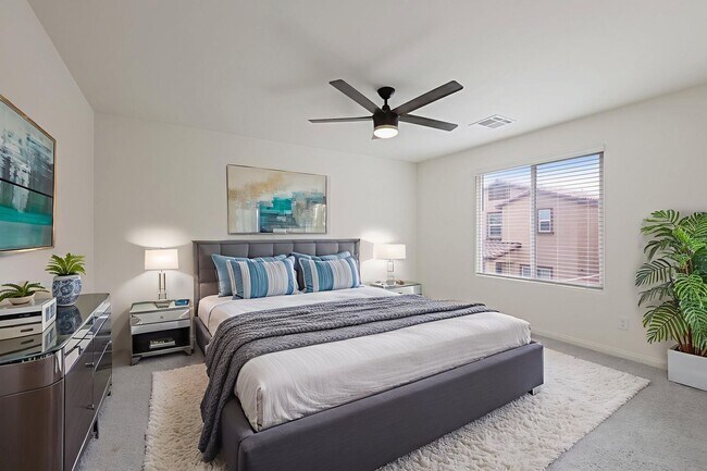 Building Photo - 10971 Meridian Flds Ave