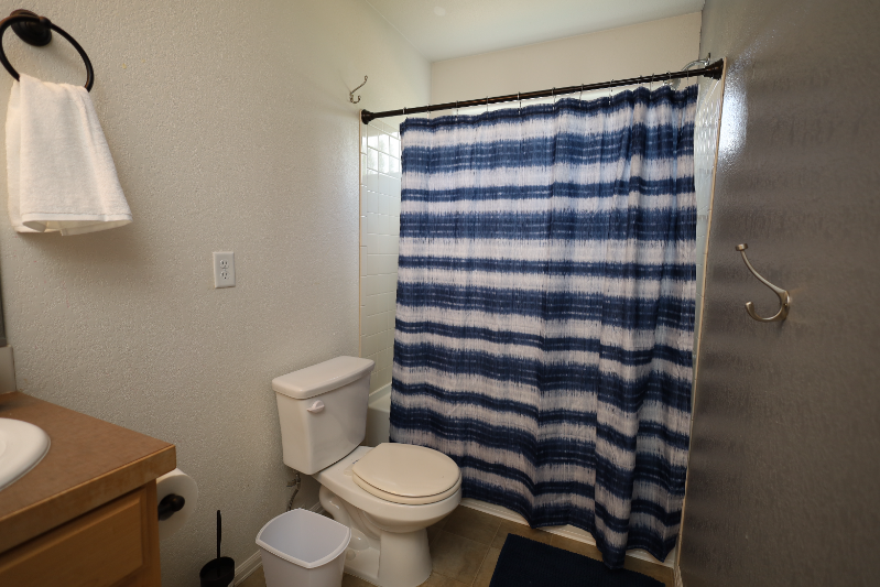 Building Photo - 2507 Lynnhaven Ln