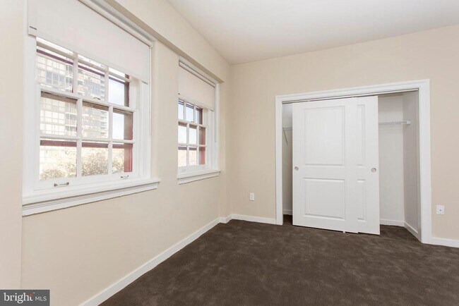 Building Photo - 532 Spruce St