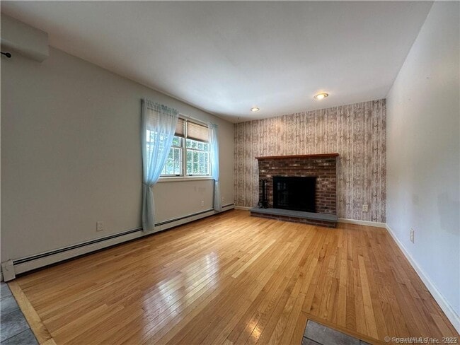 Building Photo - 59 Fairhaven Rd