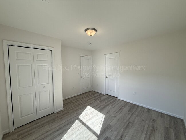 Building Photo - 990 Ebb Tide Dr