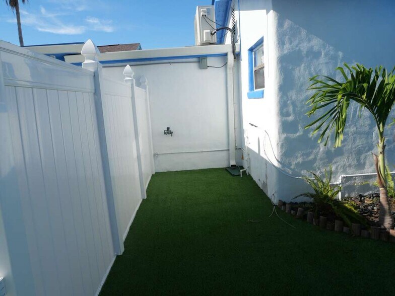 Building Photo - 13115 3rd St E