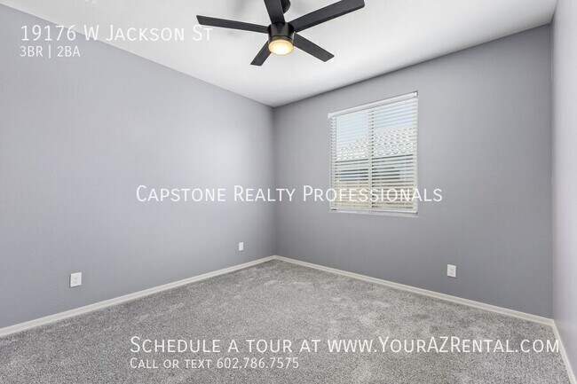 Building Photo - 19176 W Jackson St