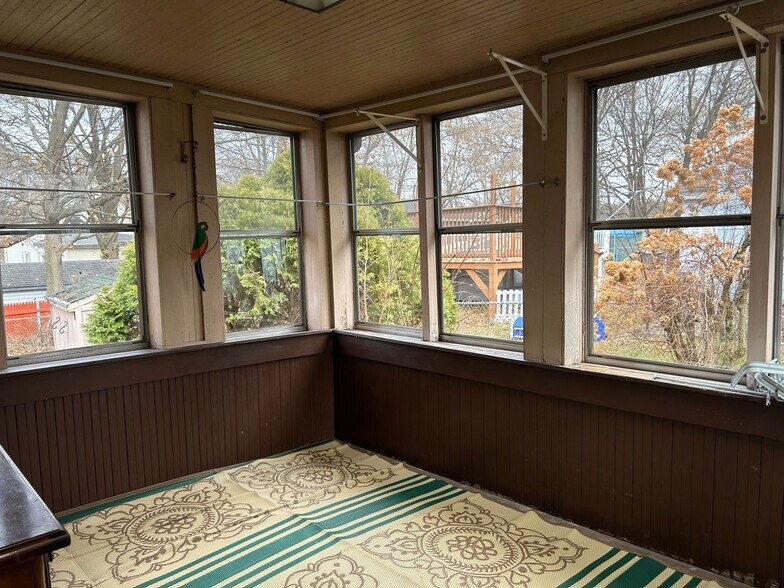 Building Photo - 24 Roper St