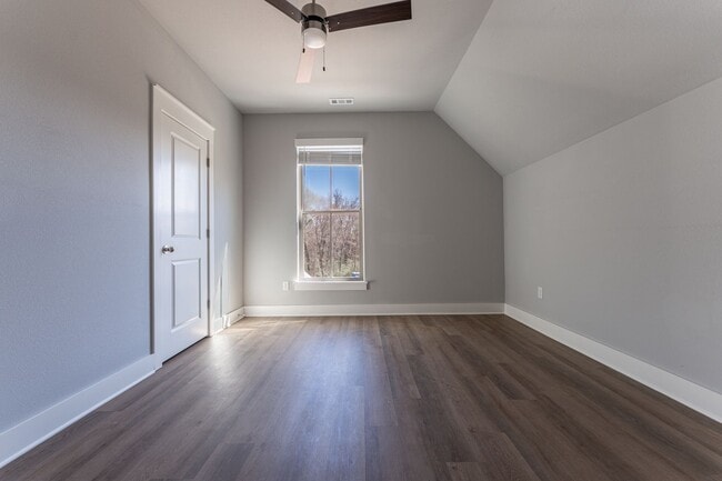Building Photo - NEW 2 BR/1.5 BA in the Willow Bend S/D