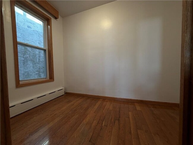 Building Photo - 2857 W 20th St