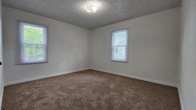 Building Photo - Cul-de-Sac Living in Central Richland, 3 b...