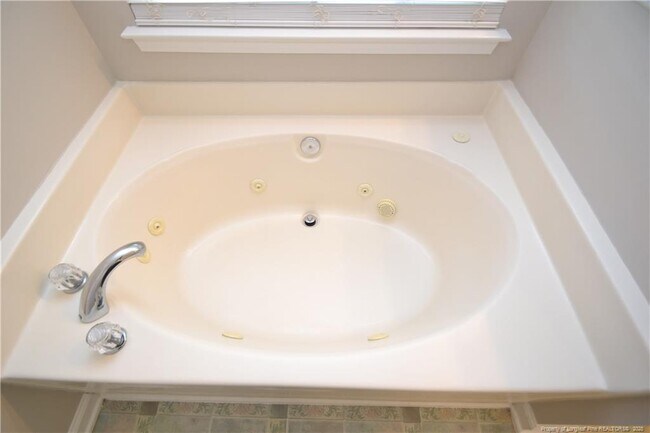 Building Photo - 313 Gooseberry Dr