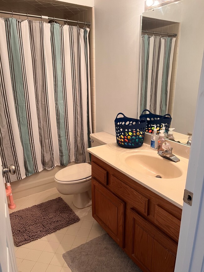 Building Photo - 10800 Old Saint Augustine Rd