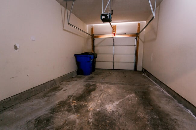 Building Photo - 3851 Dylan Pl