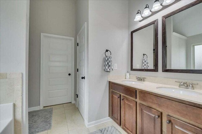 Building Photo - 830 Rollo Domino Cir
