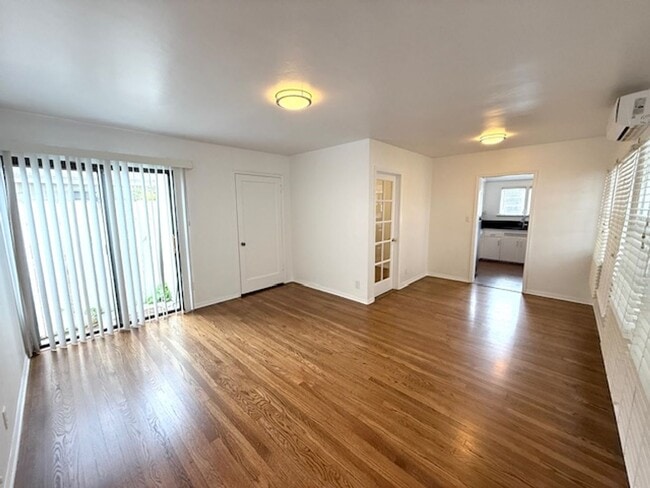 Building Photo - Bungalow - 1 bedroom + Office = natural wood floors, mini split a/c , new appliances, private pat...