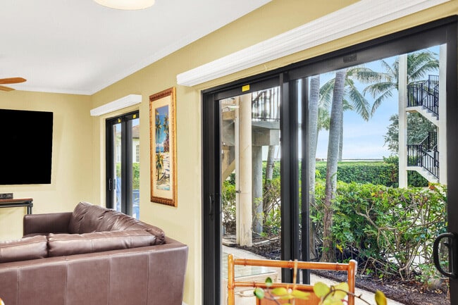 Building Photo - 300 Inlet Way