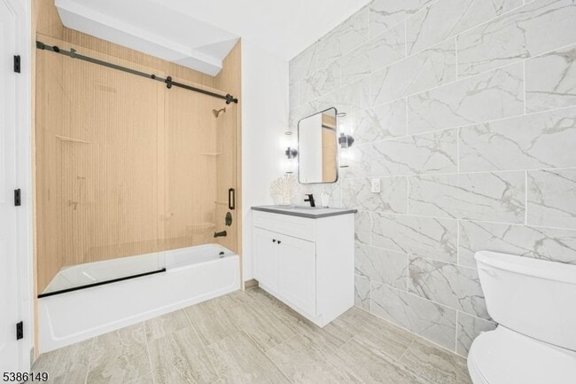 Building Photo - 20 Encampment Court