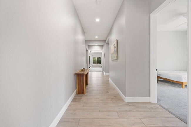 Building Photo - 49392 Hohokam River St