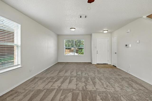 Building Photo - 1525 Hedgewood Trail