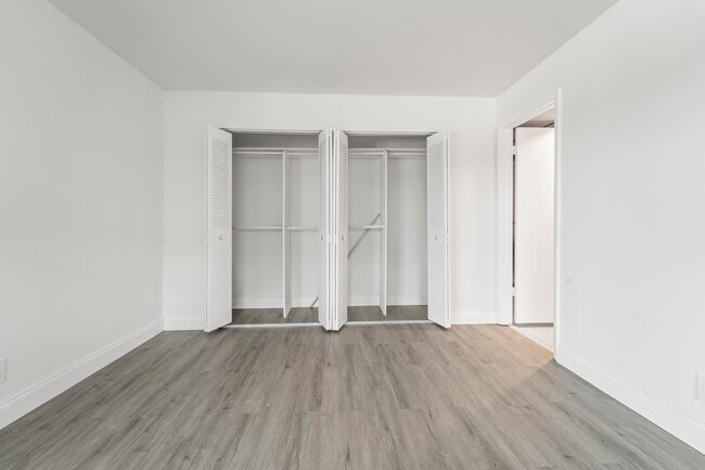 Building Photo - 938 Normandy Trail