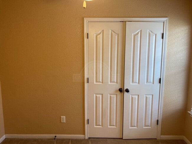 Building Photo - 4703 Autumn Valley Dr