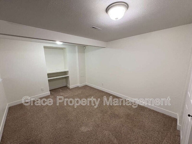 Building Photo - 14221 E Radcliff Cir