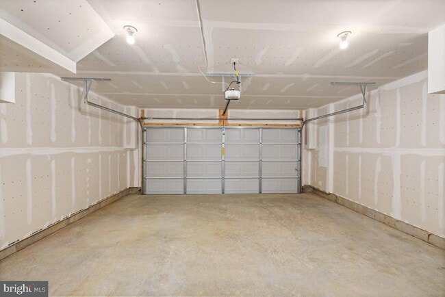 Building Photo - 1357 Cedar Vly Rd