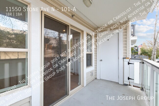 Building Photo - 11550 Stone Ave N
