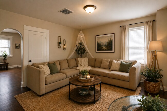 Building Photo - 100 N Martin St