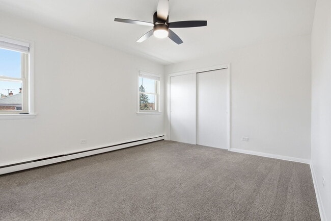 Building Photo - 2726 N Nordica Ave
