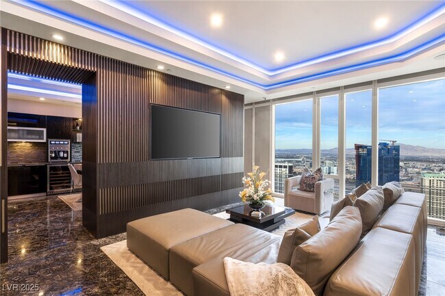 Building Photo - 3750 S Las Vegas Blvd