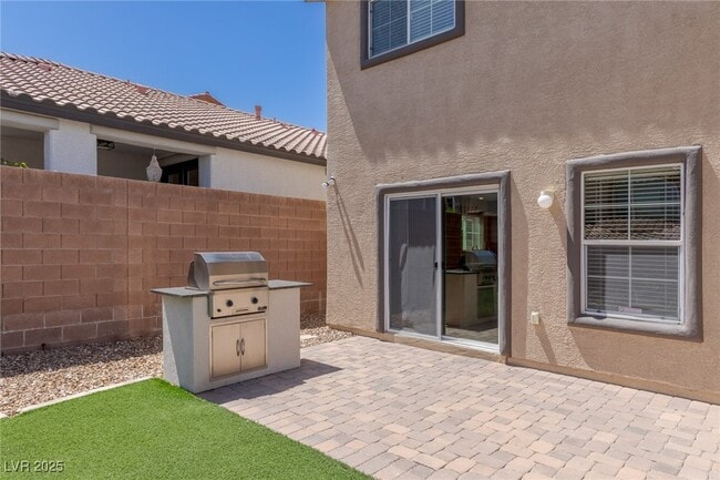 Building Photo - 1130 Grove Park St