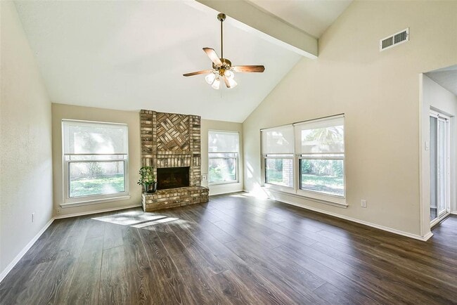 Building Photo - 22630 Round Valley Dr