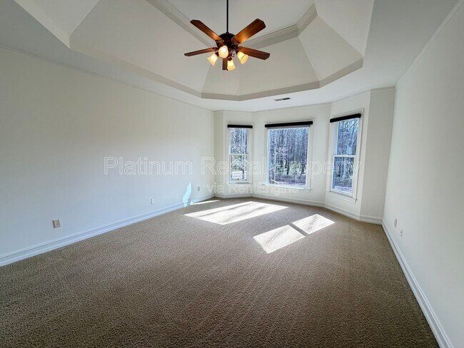 Building Photo - 7020 Grassmoor Grange Way