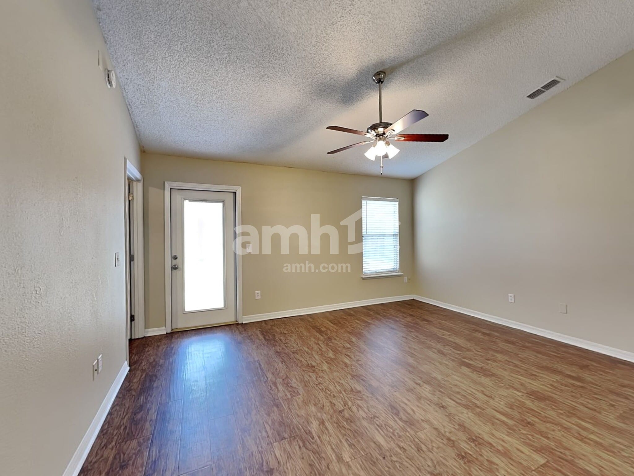 Building Photo - 1757 Chandelier Cir E