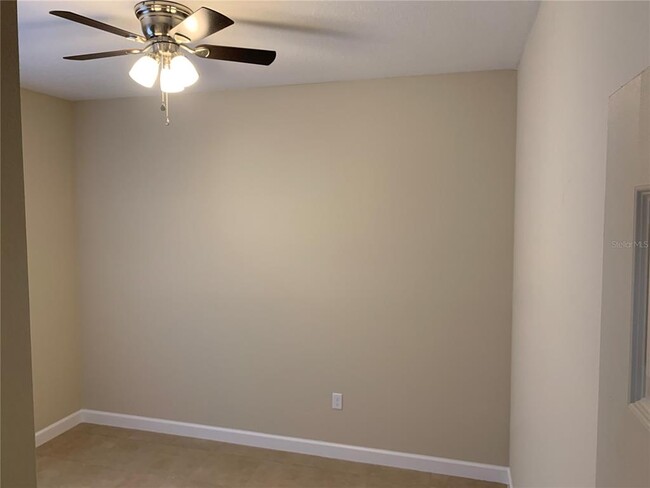 Building Photo - 711 Bluebill Pl