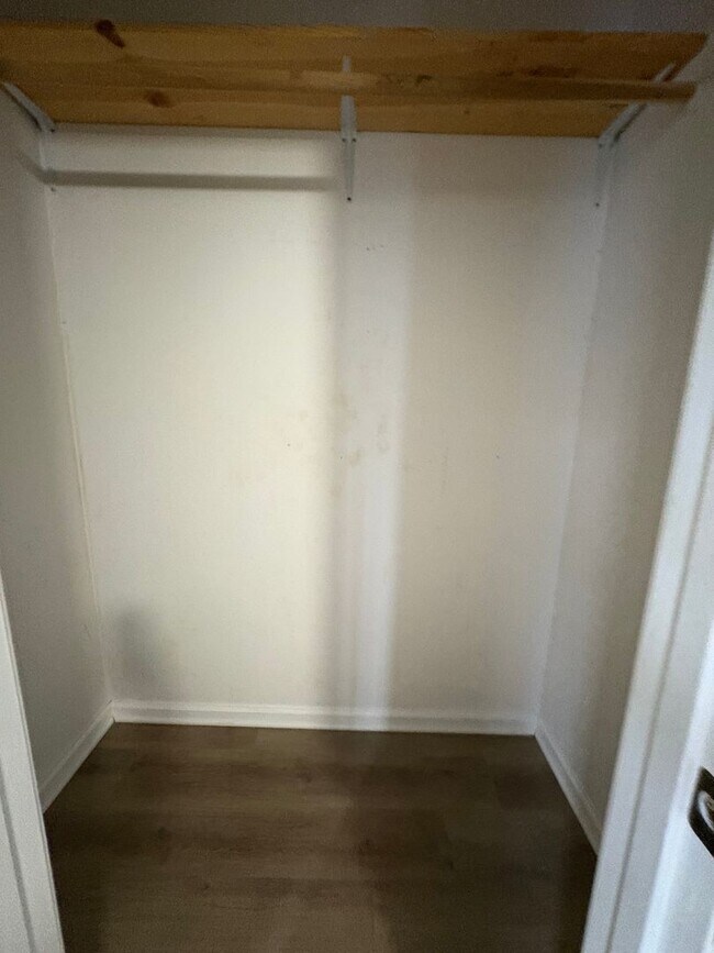 Building Photo - Daleville!