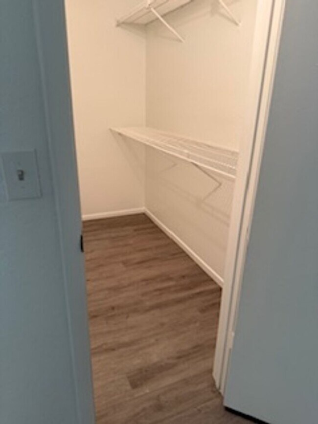 Building Photo - The Landings Two bedroom Condo
