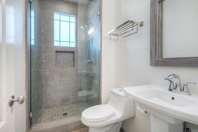 Building Photo - 6957 Waters End Dr