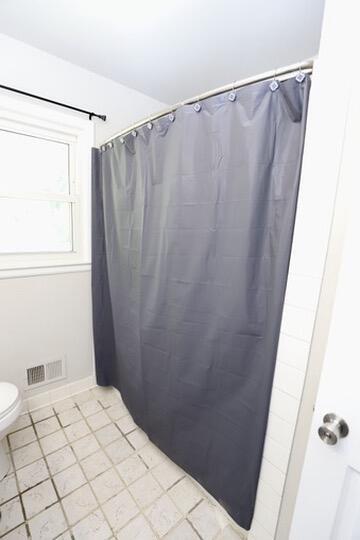 Building Photo - 3 Spring Lake Dr