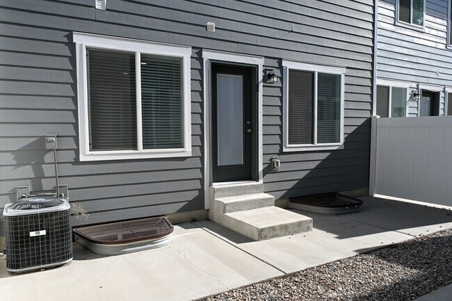 Building Photo - 2781 W 4140 S